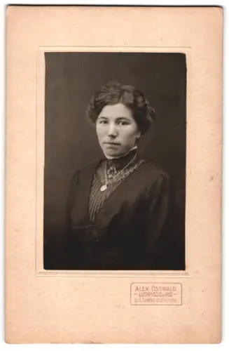 Fotografie Alex Osswald, Ludwigsburg, Porträt einer Frau