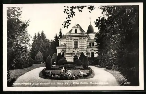 AK Matzleinsdorf a. d. Melk, Villa Gräfin Heussenstamm mit Garten