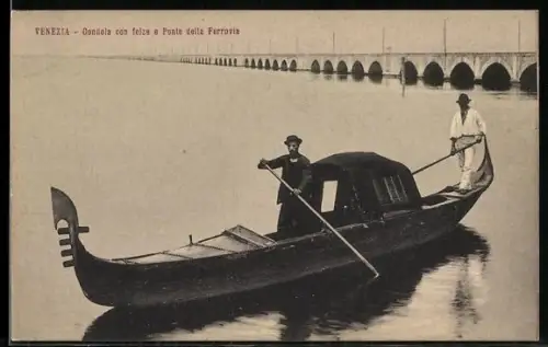 AK Venezia, Gondola con felze e Ponte della Ferrovia