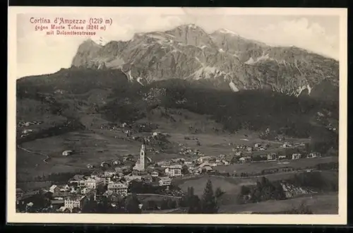 AK Cortina d`Ampezzo, Blick gegen Monte Tofana mit Dolomitenstrasse