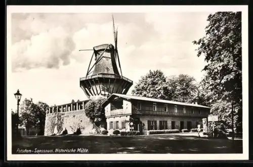 AK Potsdam-Sanssouci, Blick auf die historische Mühle