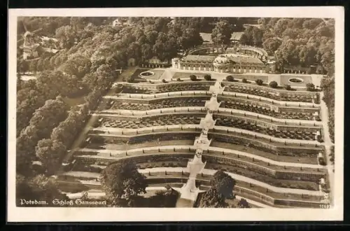 AK Potsdam, Fliegeraufnahme des Schlosses Sanssouci, Parkanlagen
