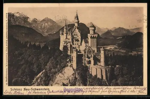 AK Schloss Neu-Schwanstein, Seitenansicht des Schlosses mit Gebirgspanorama