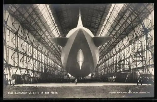 AK das Luftschiff Z. R. 3 in der Halle