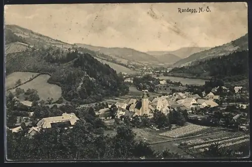 AK Randegg /N.-Ö., Panorama mit Kirche