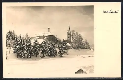 AK Radstadt, Schloss und Kirche im Schnee