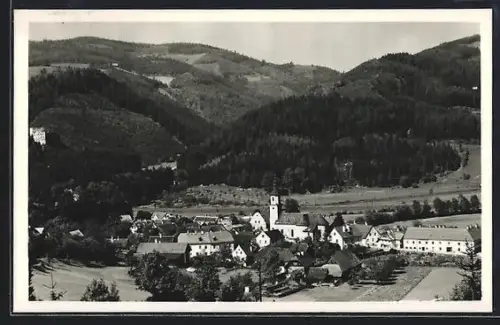 AK Wartberg /Steiermark, Panorama mit Kirche und Bergen