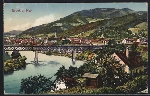 AK Bruck a. Mur., Panorama mit Brücke über die Mur und Ort