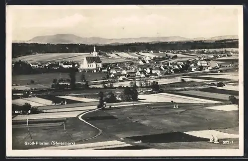 AK Gross-Florian /Steiermark, Panoramaansicht mit Kirche und Feldern