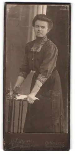 Fotografie M. Lüttgens, Görlitz, Steinstrasse 14, Porträt einer jungen Dame