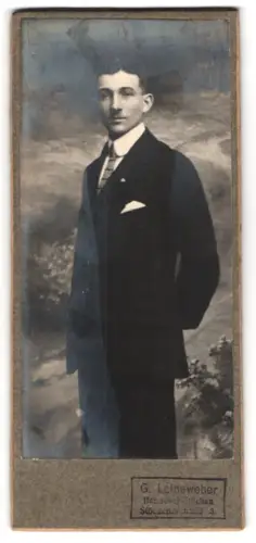 Fotografie G. Leineweber, Hannover-Stöcken, Stöckener Strasse 3, Porträt eines eleganten Herrn