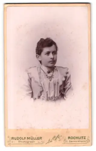 Fotografie Rudolf Müller, Rochlitz, Gärtnerstrasse, Porträt eines jungen Mädchens