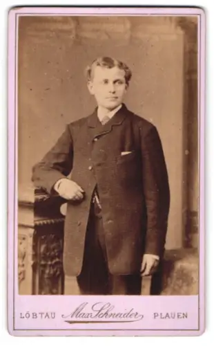 Fotografie Max Schneider, Dresden-Löbtau, Wilsdruffersstrasse 47, Porträt eines jungen Mannes