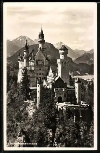 AK Schloss Neuschwanstein, Gesamtansicht aus der Vogelschau