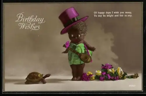 AK Dunkelhäutiges Puppenkind mit Zylinder und Mandoline, Schildkröte, Geburtstagsgruss