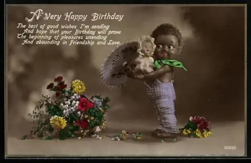 AK Dunkelhäutiger Puppenjunge mit kleiner Puppe, Schirm, Blumen, Geburtstagsgruss