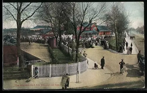 AK Clacton-on-Sea, The Station G. E. R., Bahnhof