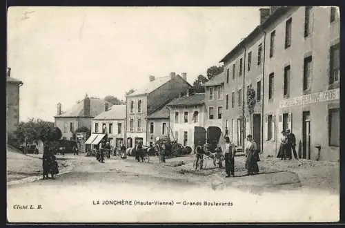 AK La Jonchère /Haute-Vienne, Grands Boulevards