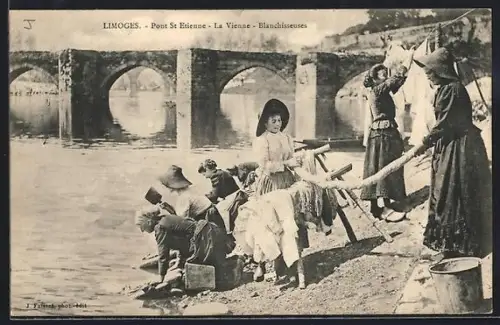 AK Limoges, Pont St-Etienne - La Vienne - Blanchisseuses