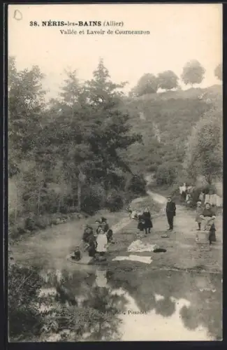 AK Néris-les-Bains /Allier, Vallée et Lavoir de Courneauron