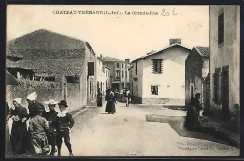 AK Chateau-Thébuad /L.-Inf., La Grande-Rue