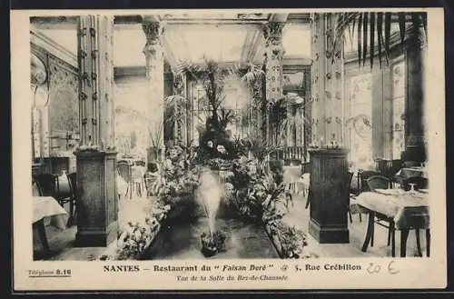 AK Nantes, Restaurant du Faisan Doré, vue de la salle du rez-de-chaussée