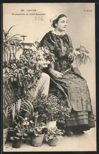 AK Nantes, Bouquetière de Saint-Donatien