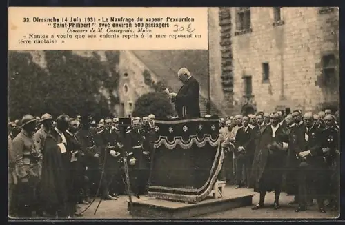 AK Nantes, Discours de M. Gasnault lors du naufrage du vapeur d`excursion Saint-Philibert, 1931
