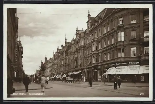 AK Augsburg, Bahnhofstrasse mit Geschäften