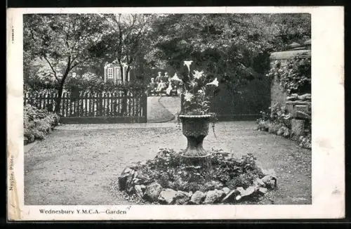 AK Wednesbury, Garden