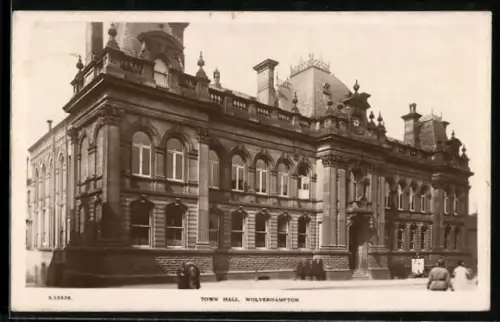 AK Wolverhampton, Town Hall