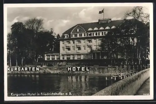 AK Friedrichshafen a. B., Kurgarten-Hotel mit 