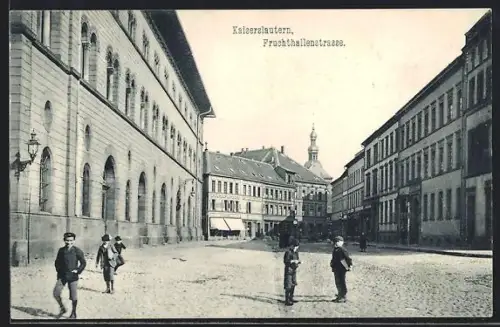 AK Kaiserslautern, Fruchthallenstrasse mit Kindern