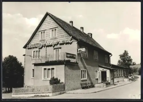 AK Waffenrod-Hinterrod /Thür. Wald, Gaststätte und Cafe Auegrund