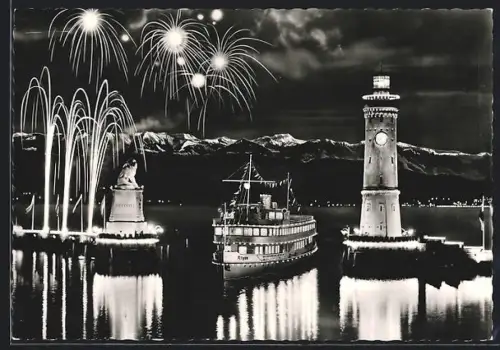 AK Lindau im Bodensee, Hafen mit Leuchtturm und Feuerwerk