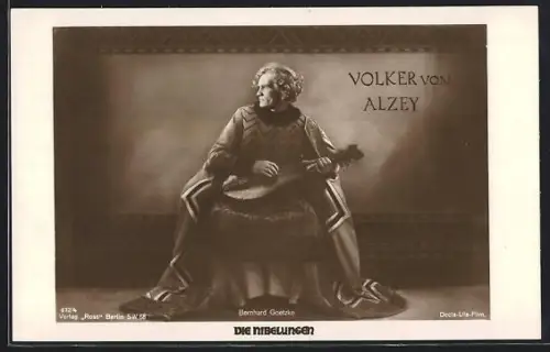AK Filmszene Die Nibelungen, I. Teil, Bernhard Goetzke als Volker von Alzay