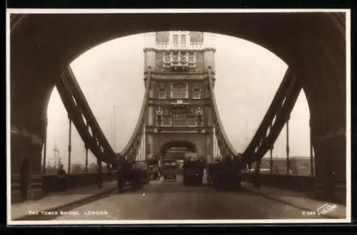 AK London, The Tower Bridge