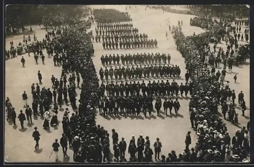 Foto-AK Trier, Strassenumzug 1913