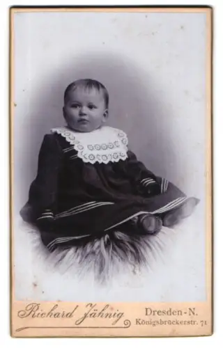 Fotografie Richard Jähnig, Dresden., Königsbrückerstr. 71, Porträt eines Kleinkinds