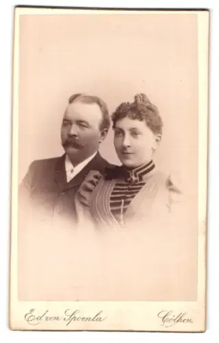 Fotografie Ed. von Spoenla, Cöthen, Leopoldstrasse 9, Portrait eines Paares
