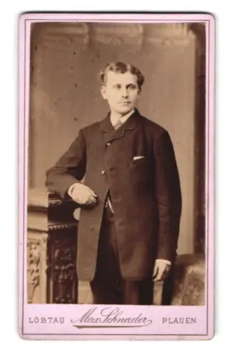 Fotografie Max Schneider, Löbtau, Wilsdrufferstrasse 47, Porträt eines eleganten Herrn