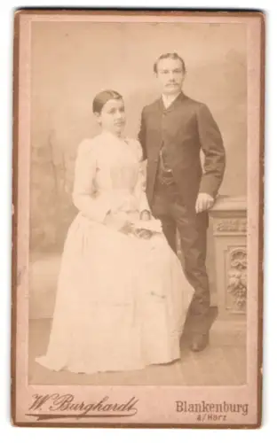Fotografie W. Burghardt, Blankenburg, Paar im Studio