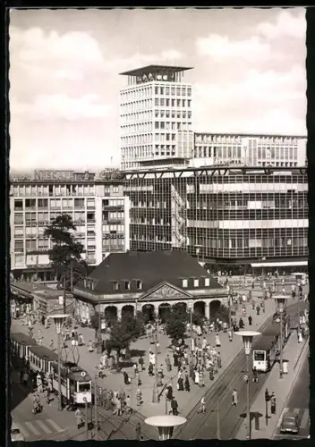AK Frankfurt am Main, Partie an der Hauptwache mit Strassenbahn und Fernmeldehochhaus
