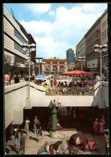 AK Hannover, Partie in der Bahnhofstrasse und Passerelle