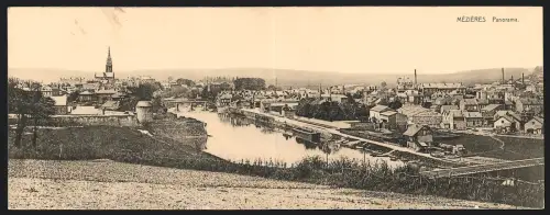 Klapp-AK Mézières, Gesamtansicht mit Kirche