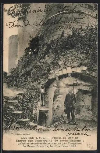 AK Loches /I.-et-L., Fossés du Donjon, Entrée des souterrains de ravitaillement