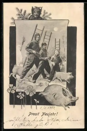 Künstler-AK Charles Scolik: Drei Schornsteinfeger mit Glücksschweinen und Kleeblättern im Passepartout