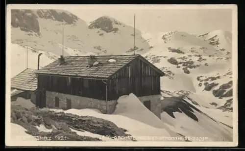 AK Simonyhütte, Aussenansicht der Berghütte im Dachsteingebiet, Winteransicht
