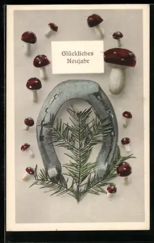 AK Tannenzweig im Hufeisen mit Fliegenpilzen, Neujahrsgruss