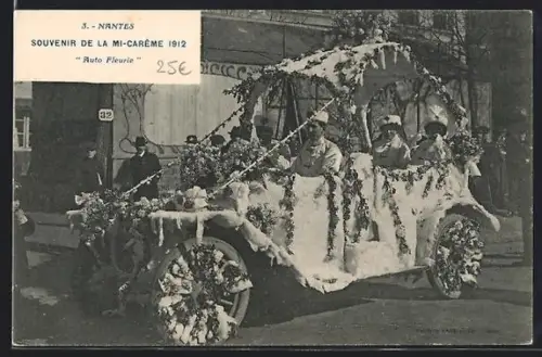 AK Nantes, Mi-Carème 1912, Auto Fleurie, Fasching